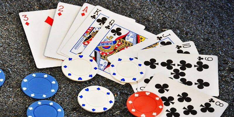 Tìm hiểu chơi poker là gì